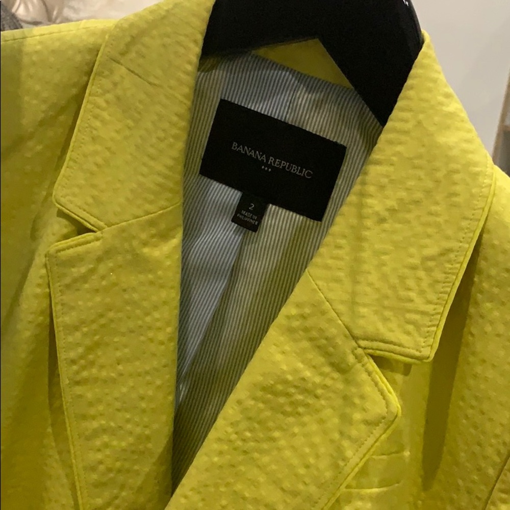 Yellow Blazer.💛